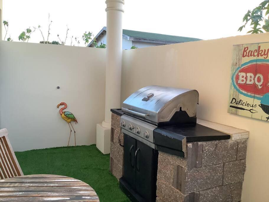 Cozy 1-Bedroom Apartment Minutes Away Drive To Mangel Halto Beach Savaneta Eksteriør billede